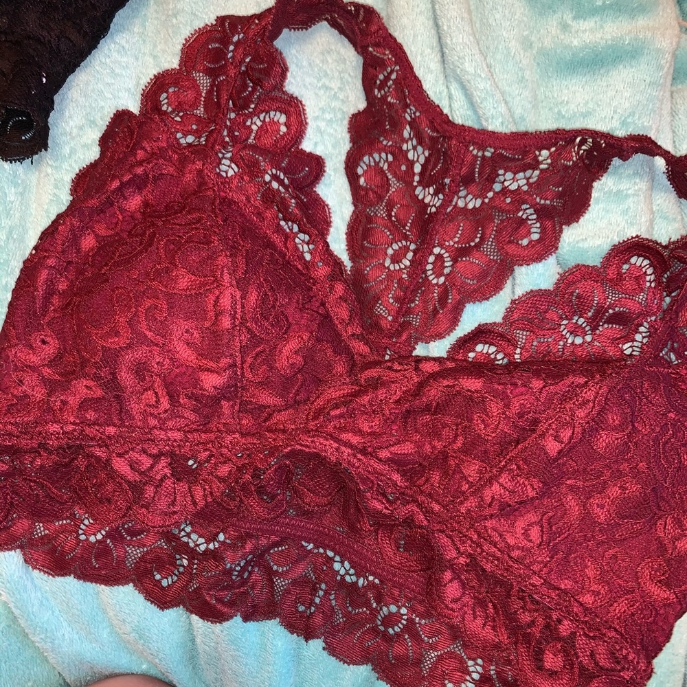 Set of two bralettes - Picture 4 of 8